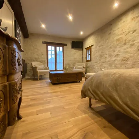 La Maison Du Caillou Bed & Breakfast